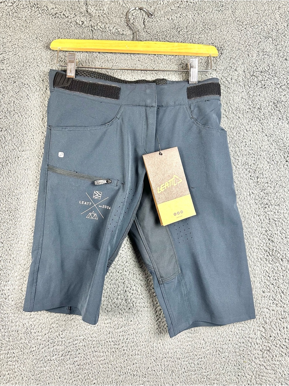 Leatt All Mountain 3.0 MTB Shorts Mens Small Grey Cycling Mountain Bike New